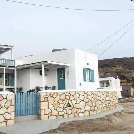 Seaside Kiki Prassa,kimolos