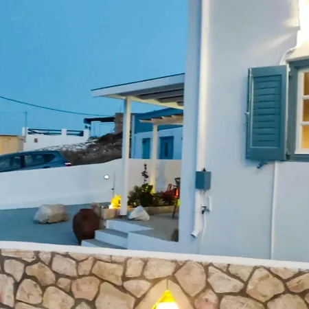 με θέα τη θάλασσα Διαμέρισμα *