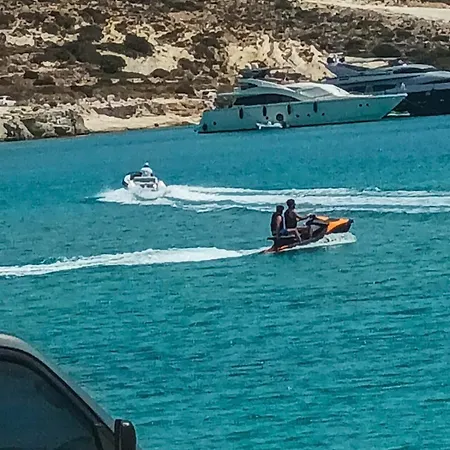 με θέα τη θάλασσα Διαμέρισμα