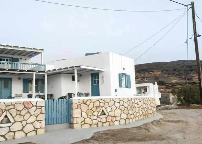 Seaside Kiki Prassa,kimolos